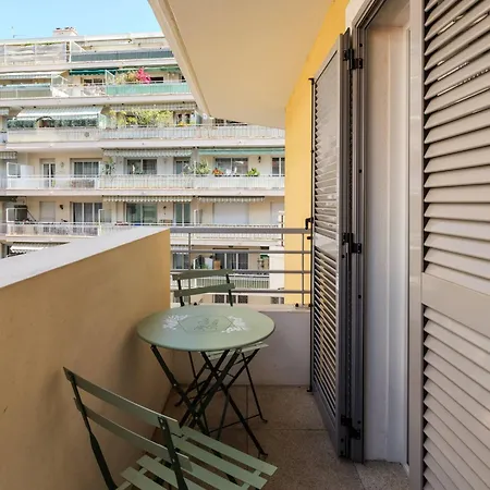 Au Port De Apartment