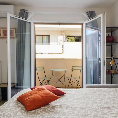 Au Port De Apartment Nizza